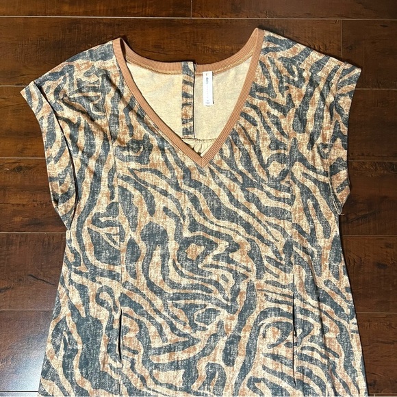 ANTHROPOLOGIE Daily Practice Ruffled Mini Dress Animal Print Brown Size XS - Picture 4 of 14